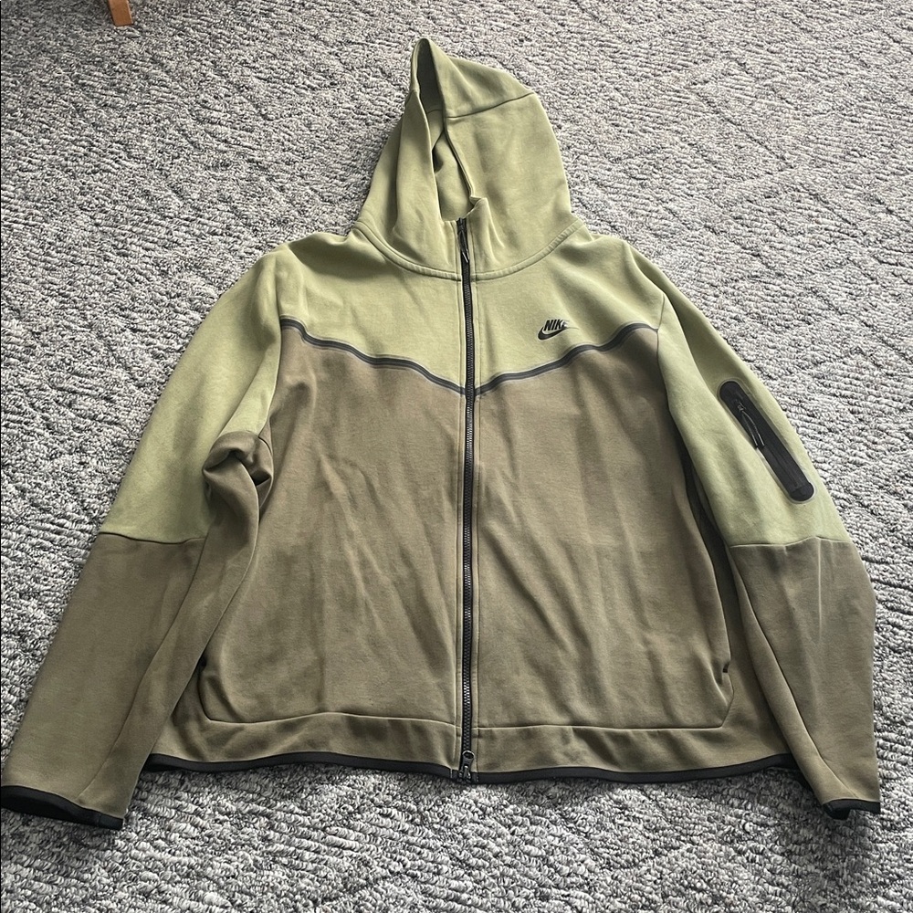 Men’s Nike zip up hoodie XXL